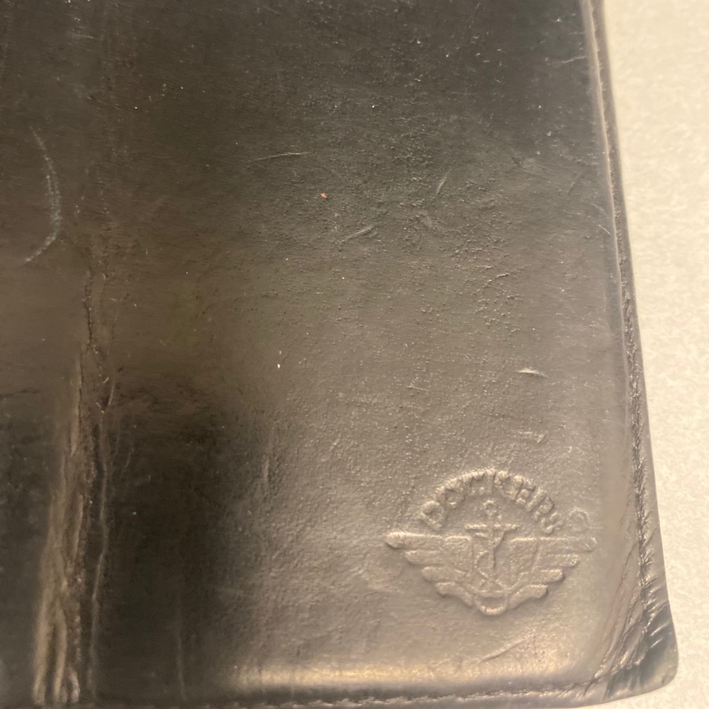 Men’s Bifold Genuine Leather Wallet by Dockers